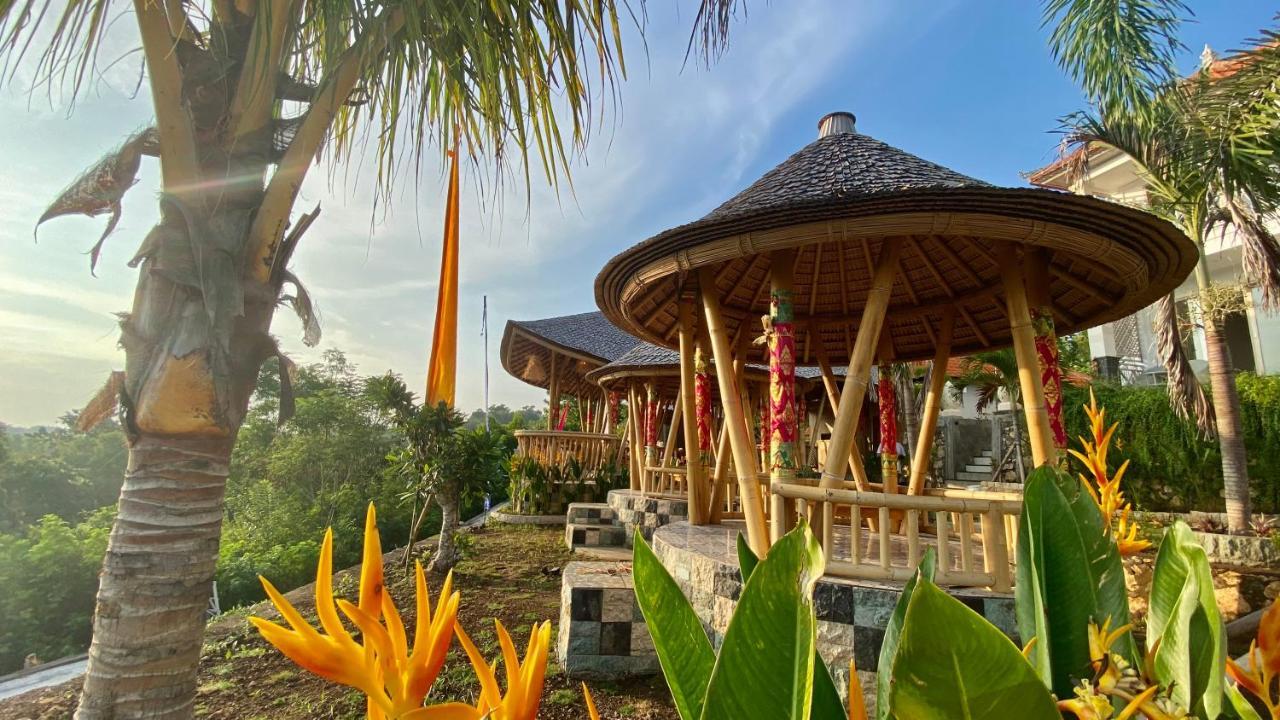 The Kama Hotel Batununggul Exterior photo